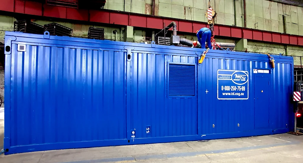 Дизельный генератор ЭТРО мощность 2200 кВт 400В Yuchai в утепленном контейнере "Север" Дизельный генератор с двигателем Yuchai в утепленном контейнере "Север"